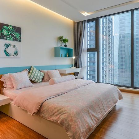 Luxury Serviced Apartment Vinhomes Metropolis Premium Hanoi Exteriör bild