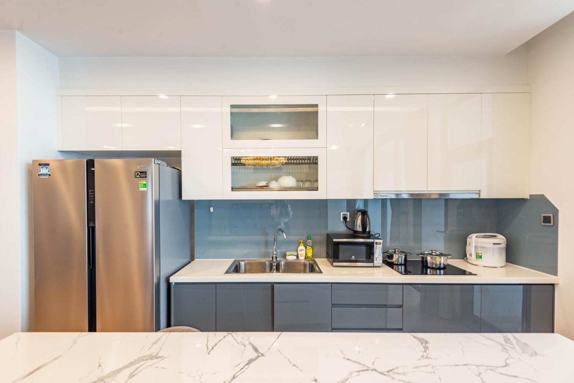 Luxury Serviced Apartment Vinhomes Metropolis Premium Hanoi Exteriör bild