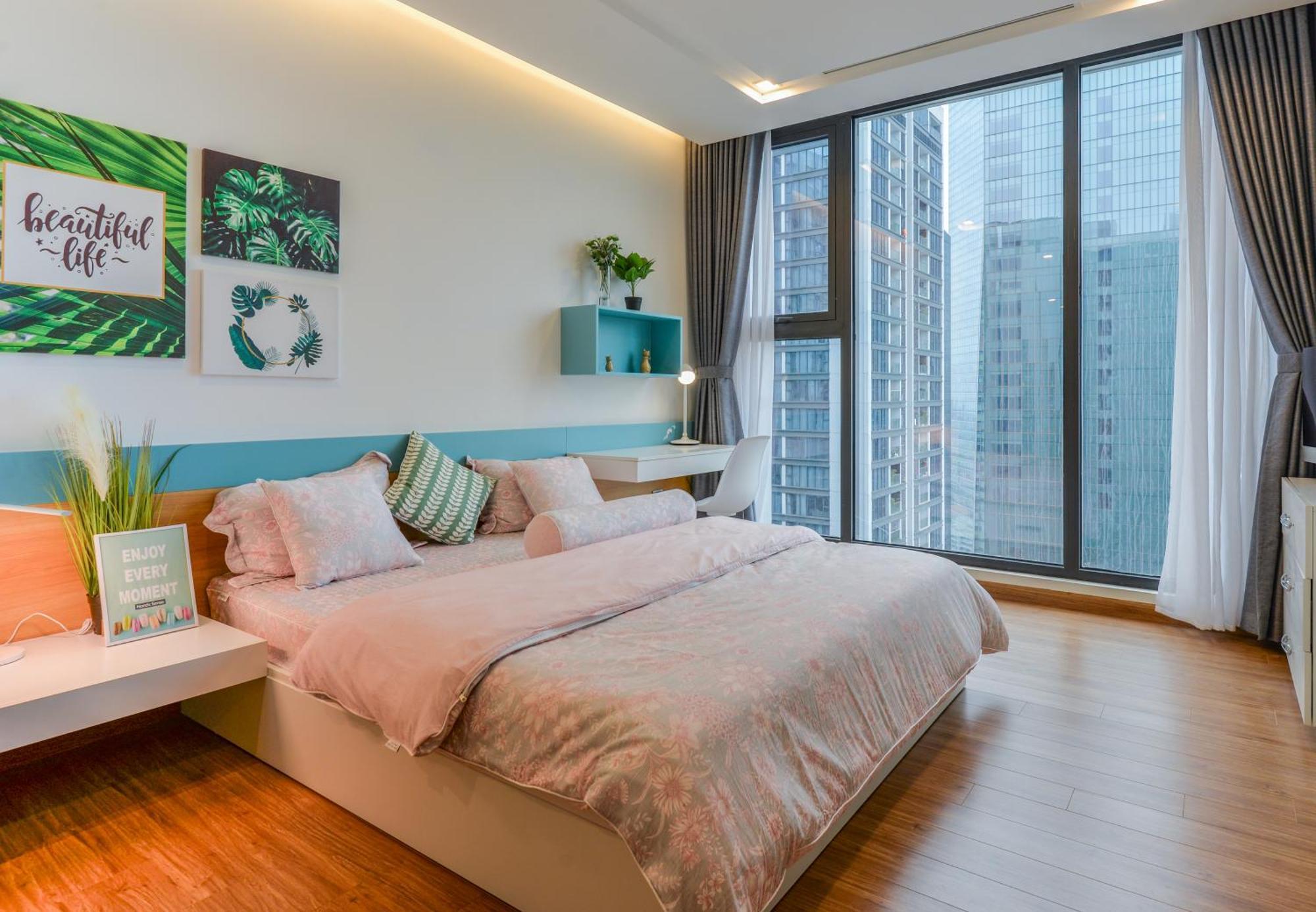 Luxury Serviced Apartment Vinhomes Metropolis Premium Hanoi Exteriör bild